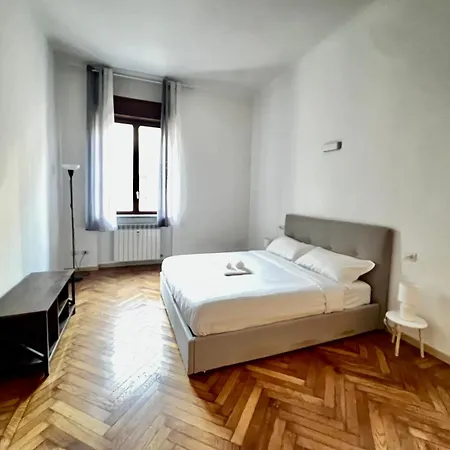 Big Flat Goldoni - Duomo M4 Linate Διαμέρισμα *